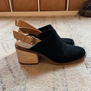 Toms Leila Sling Back Mule Size: 6.5 Basically New